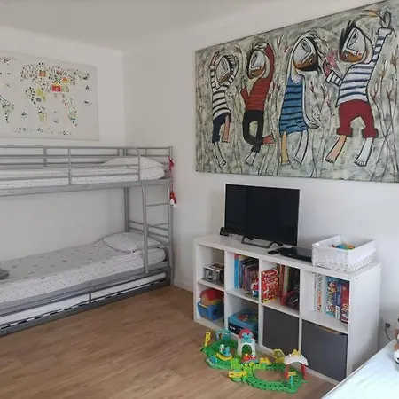 Casa de Férias Charming Family In